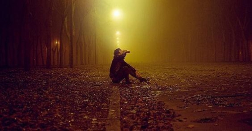 抖音控雨的是哪個音樂歌曲